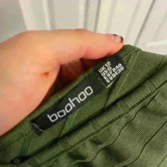 Boohoo ribbed bodysuit - Picture 3 of 3